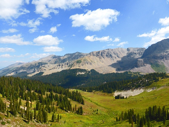 East Maroon basin below the pass